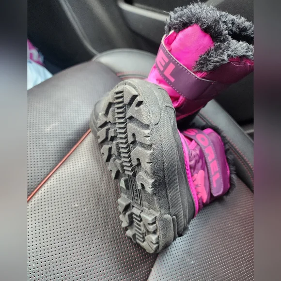 Sorel Kids' Fuchsia and Black Winter Snow Boots Size 8 - Picture 2 of 4